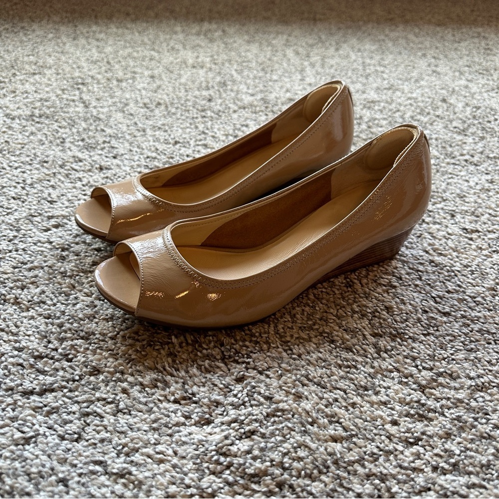 Cole Haan Air Talia Wedge Nude Tan Size 9
